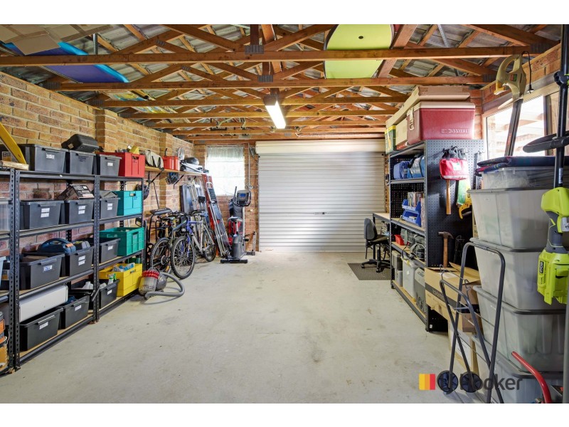 10 Paul Place, Batehaven NSW 2536