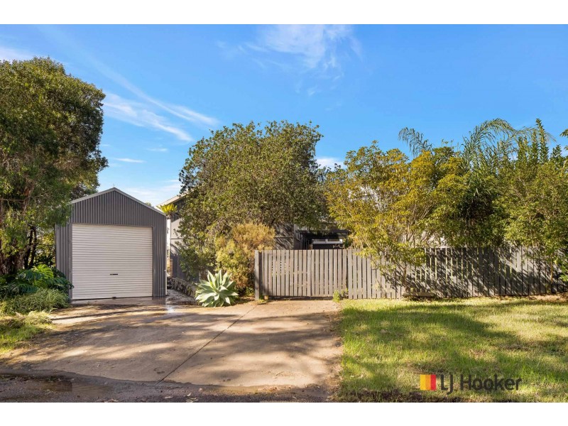 7 Millers Crescent, Moruya Heads NSW 2537
