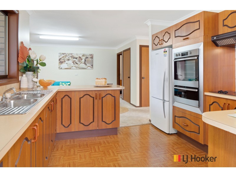 22 Peninsula Drive, North Batemans Bay NSW 2536