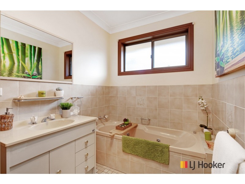 22 Peninsula Drive, North Batemans Bay NSW 2536