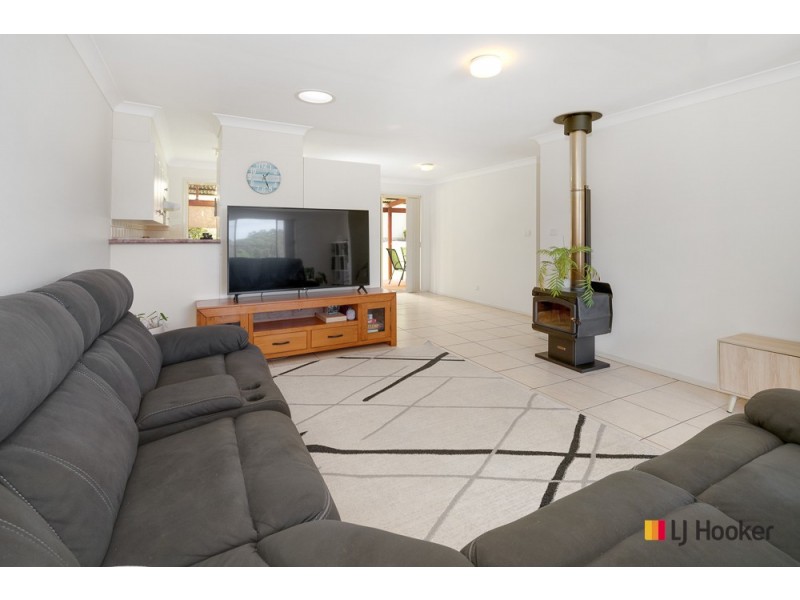 20 Blaxland Crescent, Sunshine Bay NSW 2536
