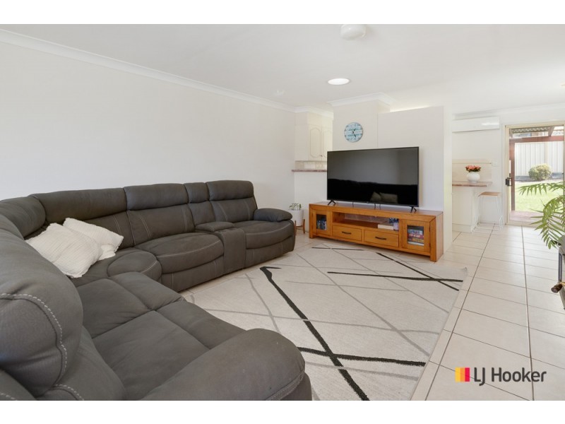 20 Blaxland Crescent, Sunshine Bay NSW 2536