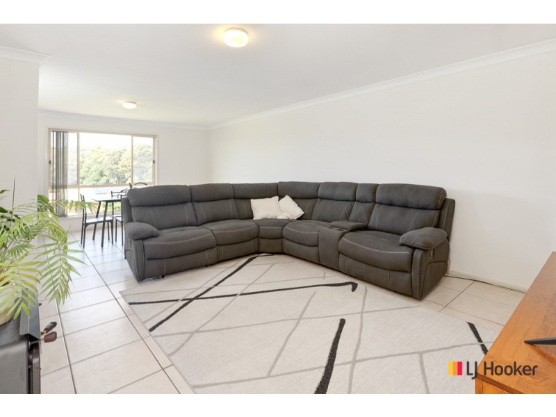 20 Blaxland Crescent, Sunshine Bay NSW 2536