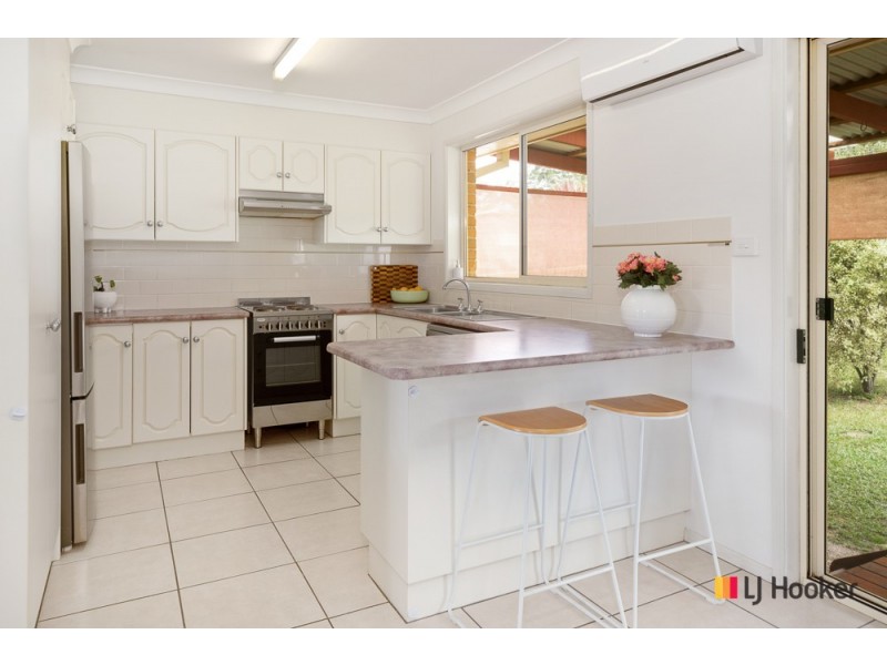 20 Blaxland Crescent, Sunshine Bay NSW 2536