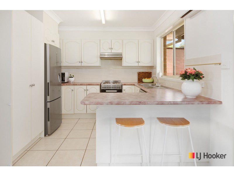 20 Blaxland Crescent, Sunshine Bay NSW 2536