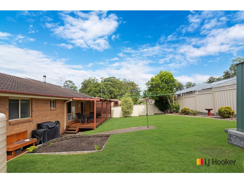 20 Blaxland Crescent, Sunshine Bay NSW 2536