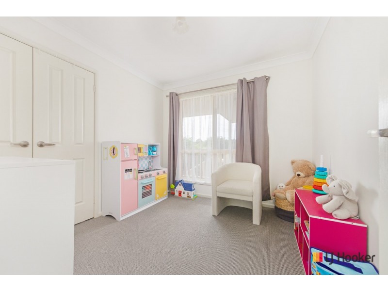 20 Blaxland Crescent, Sunshine Bay NSW 2536