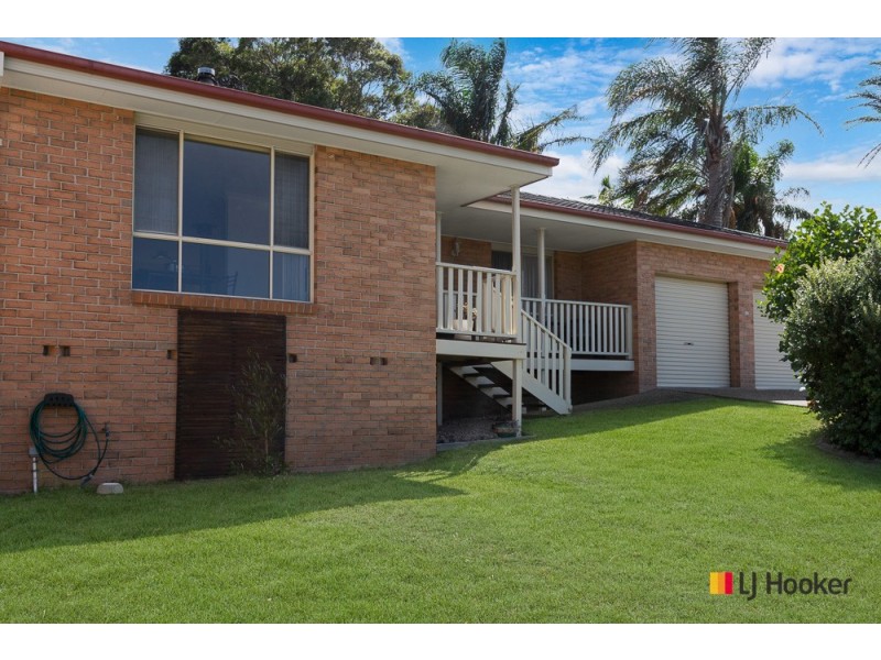 20 Blaxland Crescent, Sunshine Bay NSW 2536