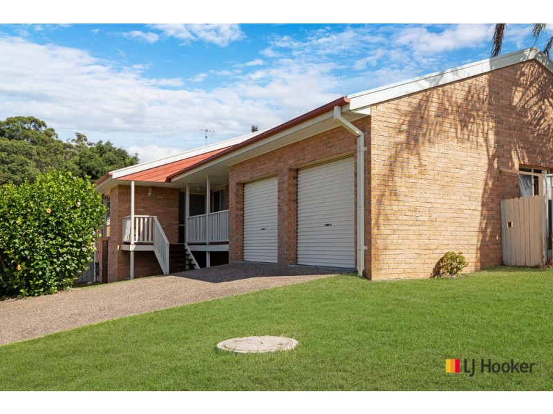 20 Blaxland Crescent, Sunshine Bay NSW 2536