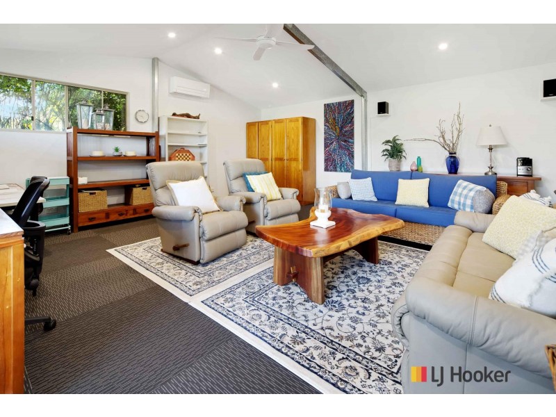 24 Calton Road, Batehaven NSW 2536