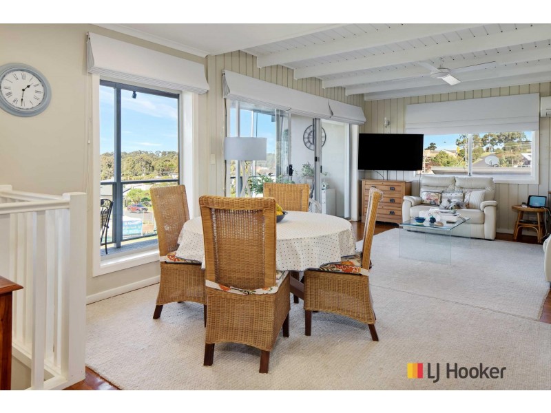 24 Calton Road, Batehaven NSW 2536