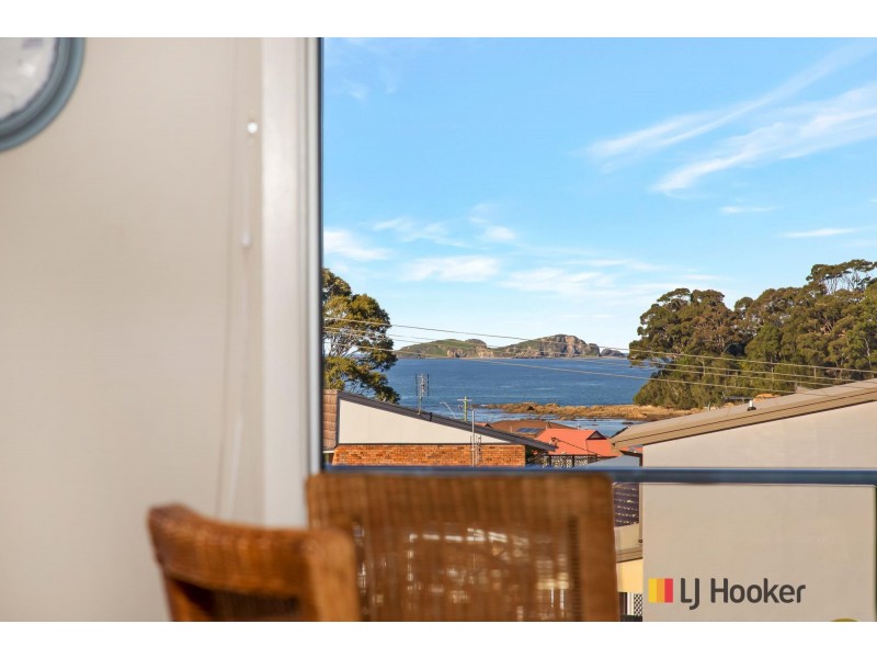 24 Calton Road, Batehaven NSW 2536