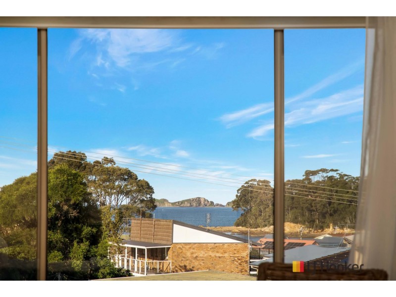 24 Calton Road, Batehaven NSW 2536