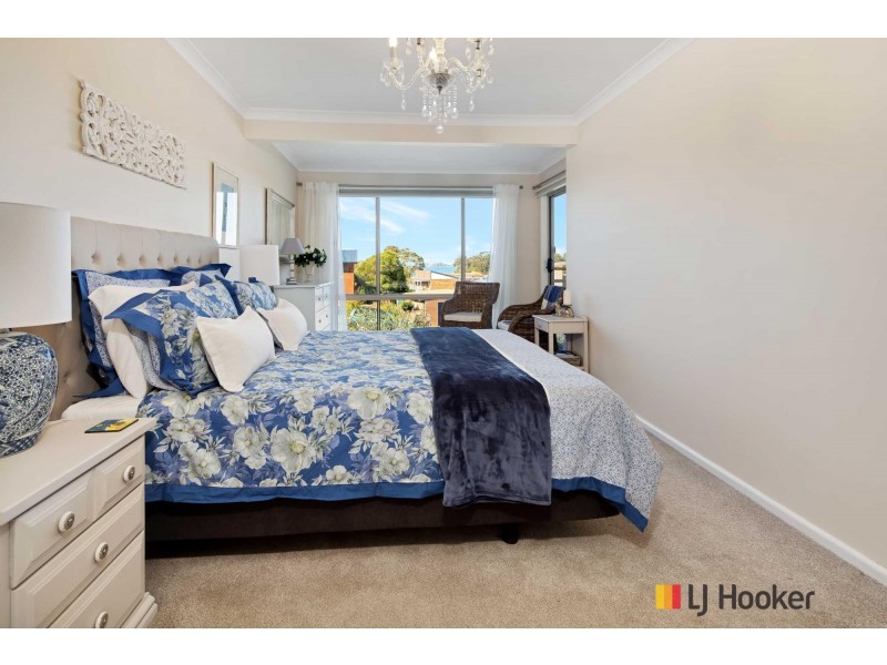 24 Calton Road, Batehaven NSW 2536