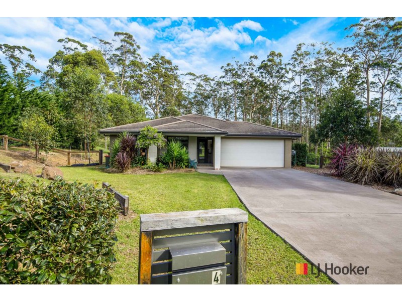 4 Waterson Drive, Surf Beach NSW 2536