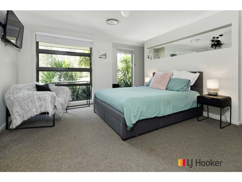 4 Waterson Drive, Surf Beach NSW 2536