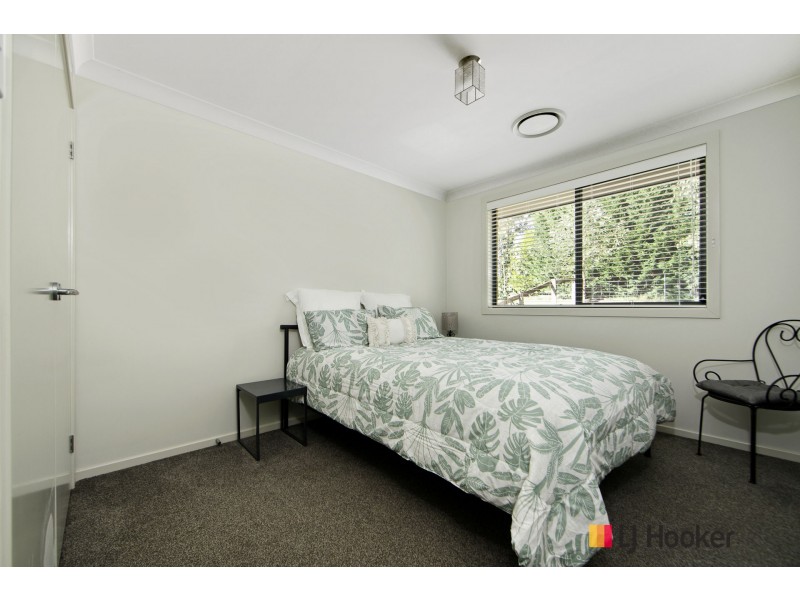 4 Waterson Drive, Surf Beach NSW 2536