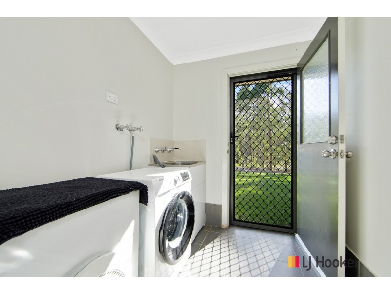 4 Waterson Drive, Surf Beach NSW 2536