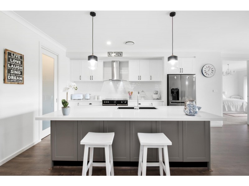 30 Courtenay Crescent, Long Beach NSW 2536
