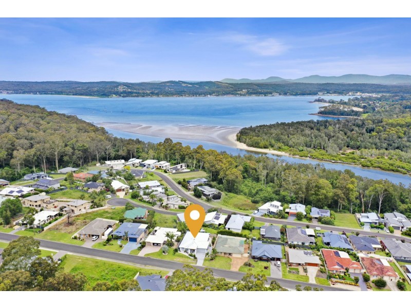 30 Courtenay Crescent, Long Beach NSW 2536