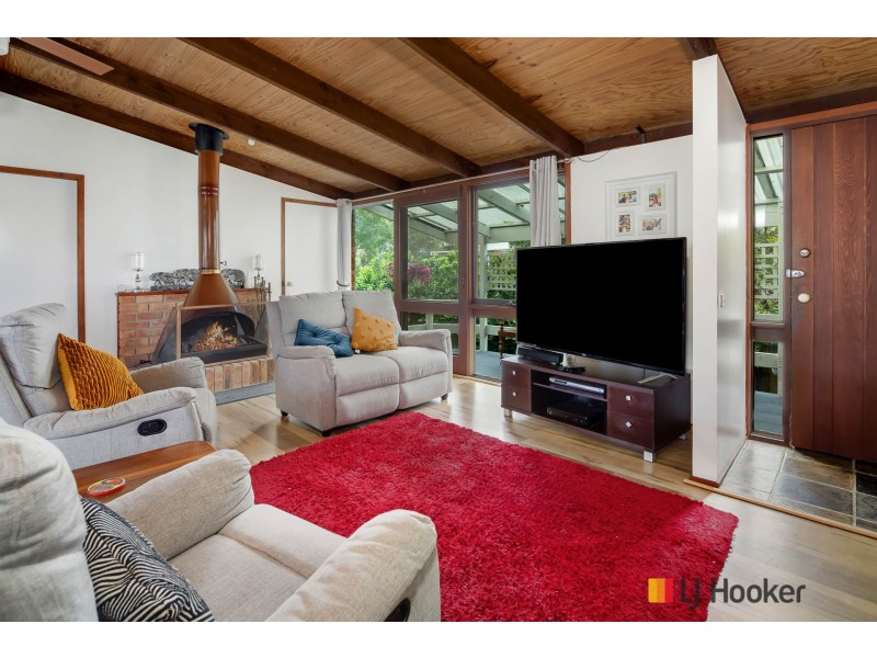 2 Lockyersleigh Avenue, Batehaven NSW 2536