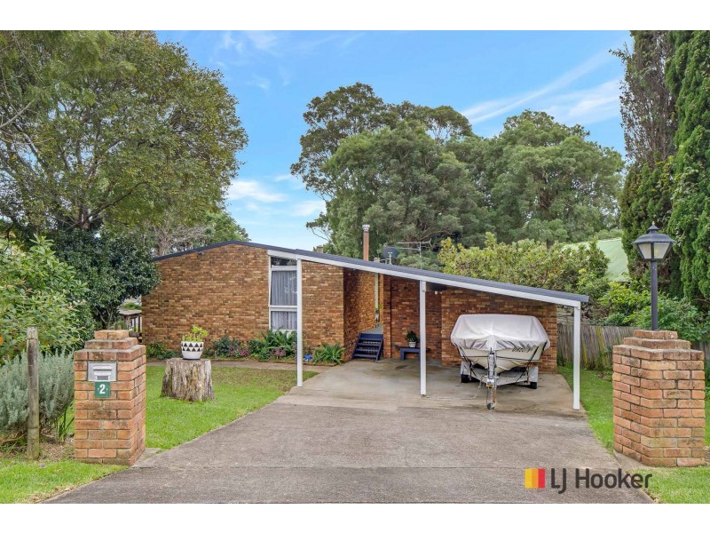 2 Lockyersleigh Avenue, Batehaven NSW 2536