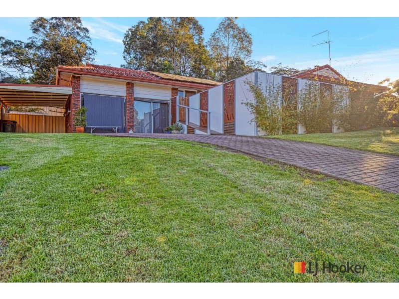 83 Karoola Crescent, Surfside NSW 2536