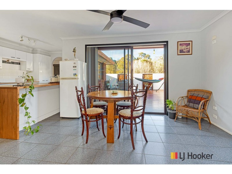 83 Karoola Crescent, Surfside NSW 2536
