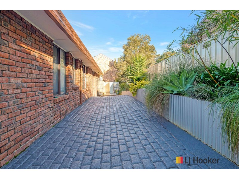 83 Karoola Crescent, Surfside NSW 2536