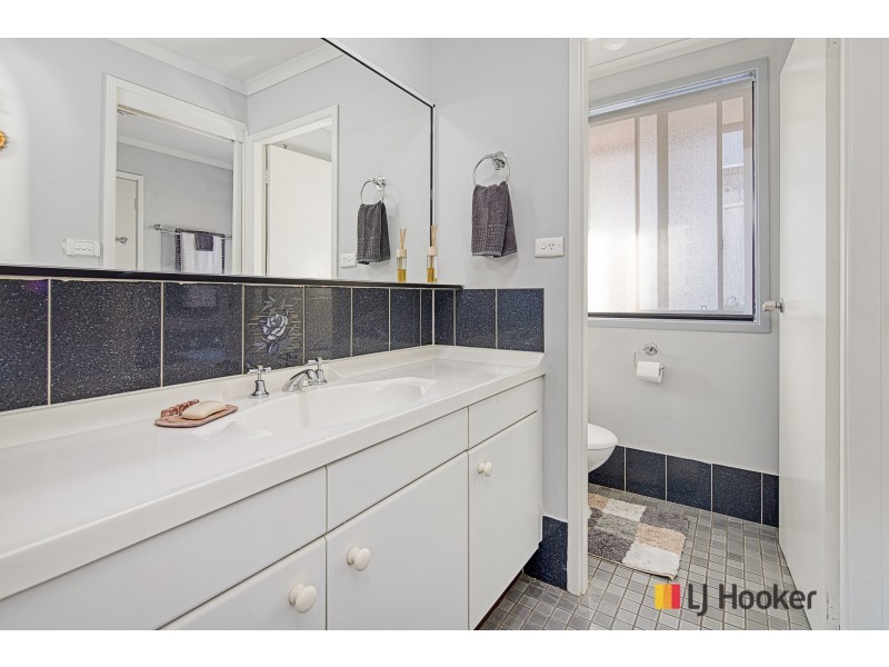 83 Karoola Crescent, Surfside NSW 2536