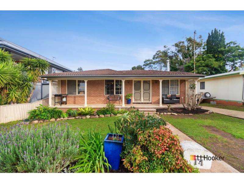 14 Calga Crescent, Catalina NSW 2536