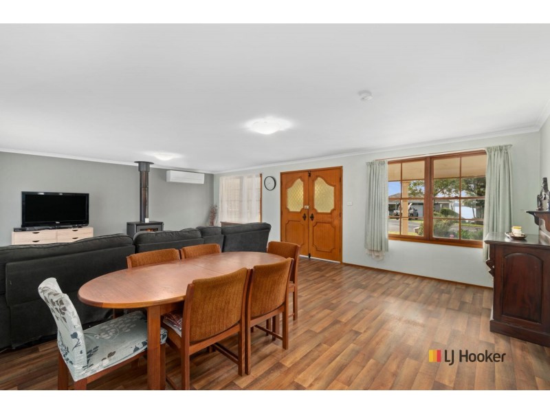 14 Calga Crescent, Catalina NSW 2536