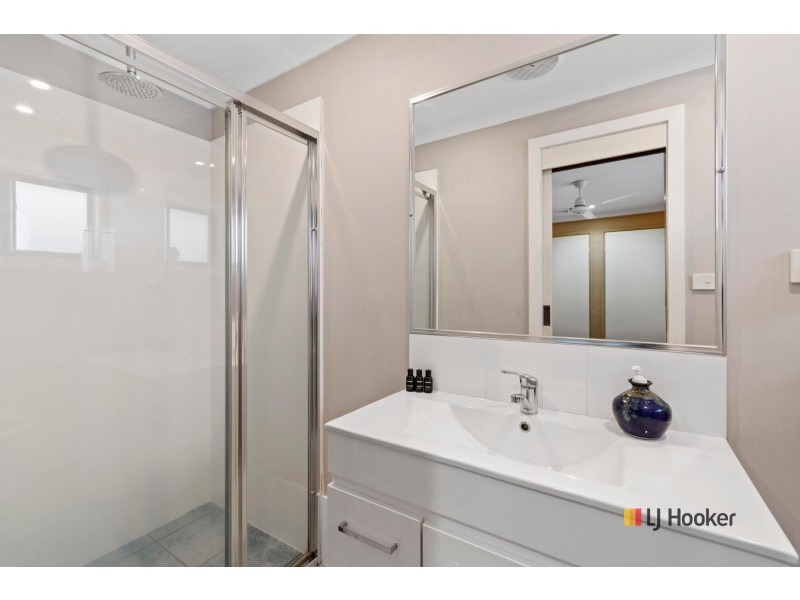 14 Calga Crescent, Catalina NSW 2536