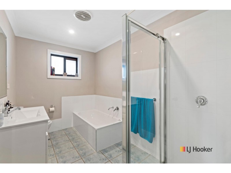 14 Calga Crescent, Catalina NSW 2536