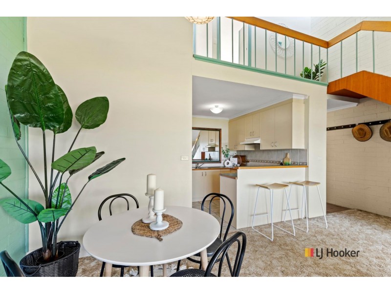 2/83-85 Timbara Crescent, Surfside NSW 2536