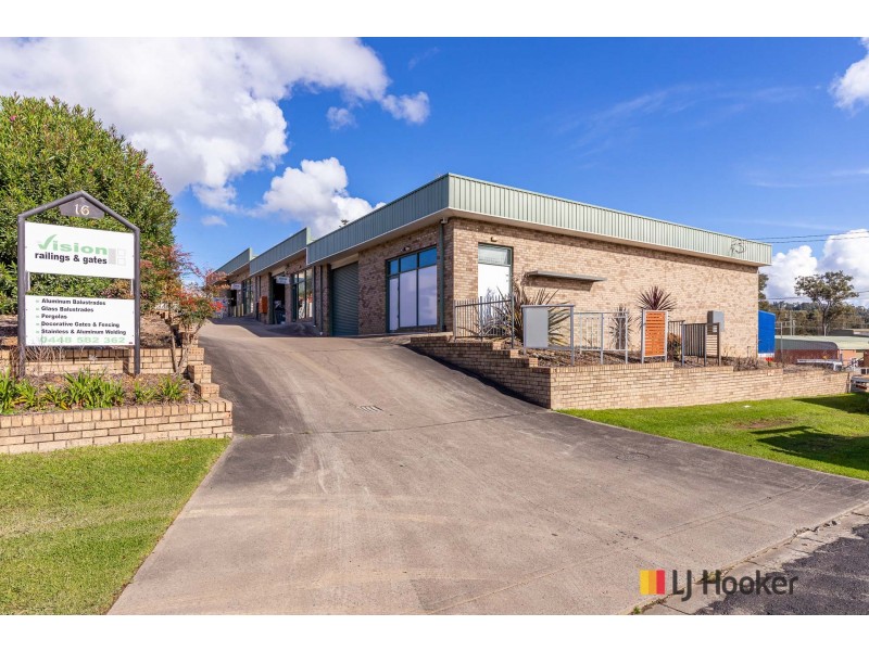 16 Kylie Crescent, Batemans Bay NSW 2536