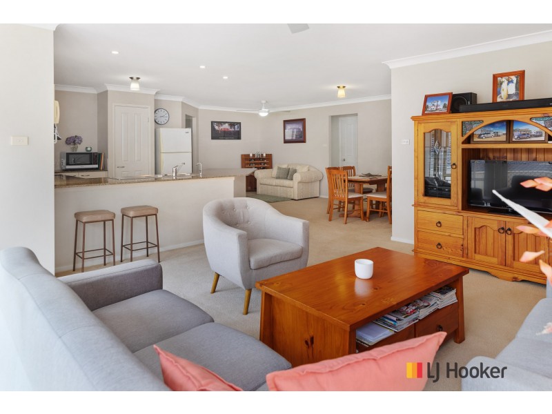 10 Batman Place, Sunshine Bay NSW 2536