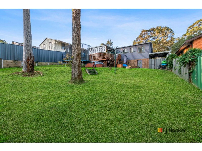 21 Berrima Parade, Surfside NSW 2536