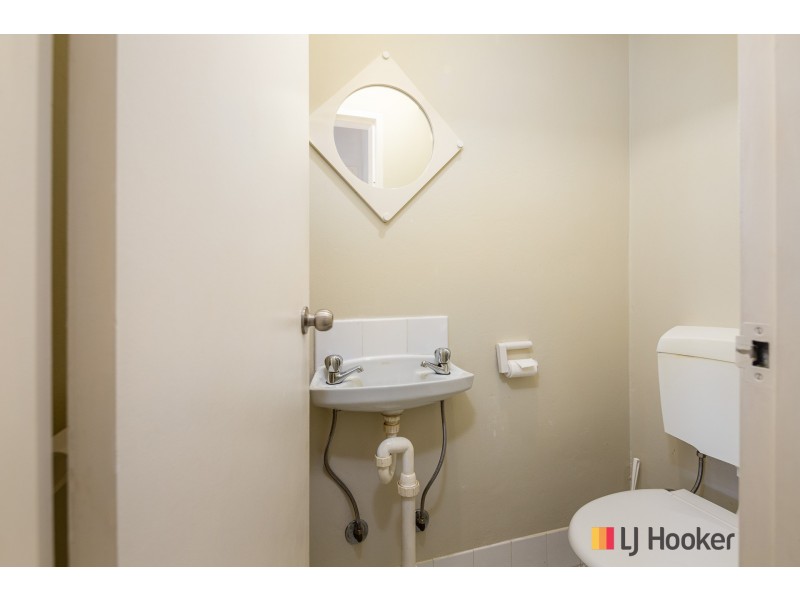 8/230 Beach Road, Batehaven NSW 2536