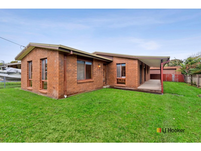 21 Kingston Place, Tomakin NSW 2537