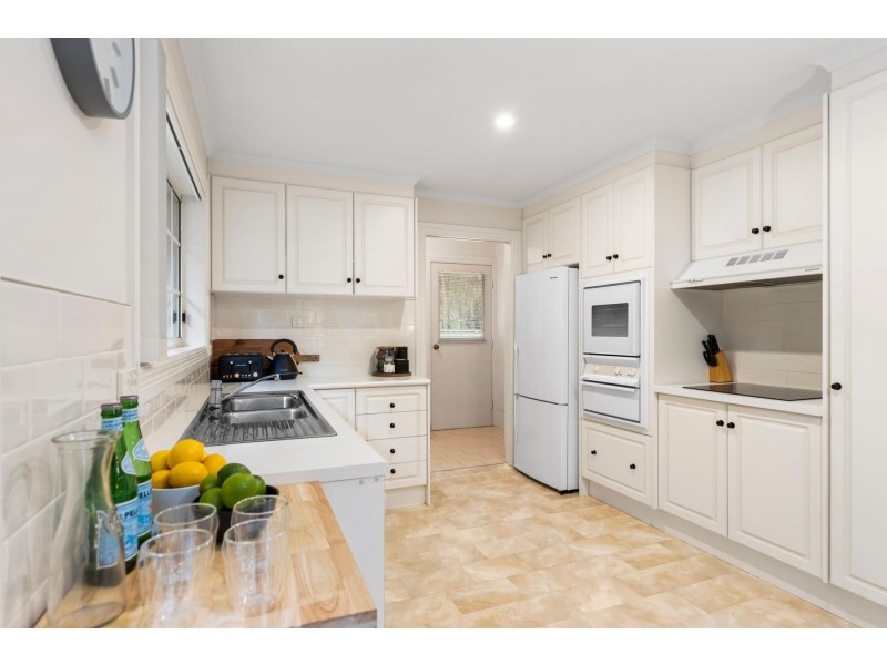 4/1 Newth Place, Surf Beach NSW 2536