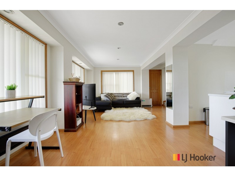 17 Derribong Avenue, Catalina NSW 2536