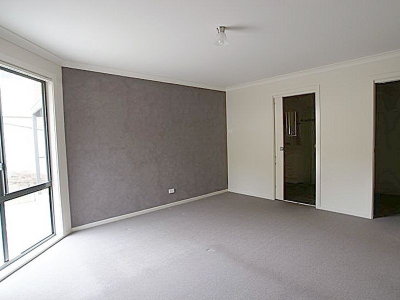 24 Catalina Drive, Catalina NSW 2536