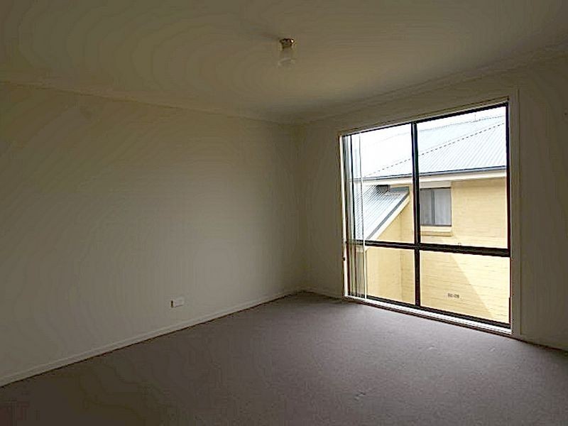 24 Catalina Drive, Catalina NSW 2536