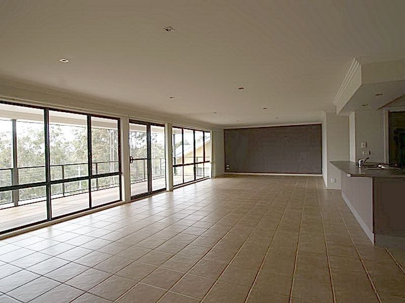 24 Catalina Drive, Catalina NSW 2536