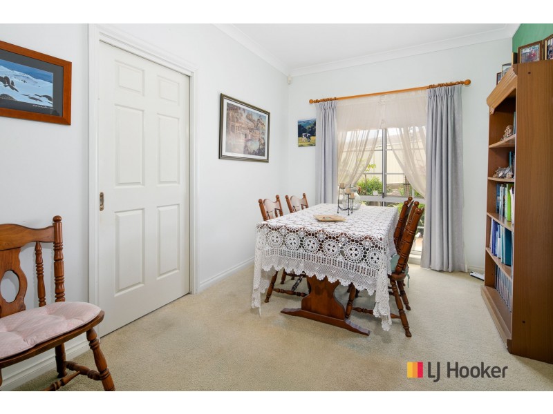 81 Eric Fenning Drive, Surf Beach NSW 2536