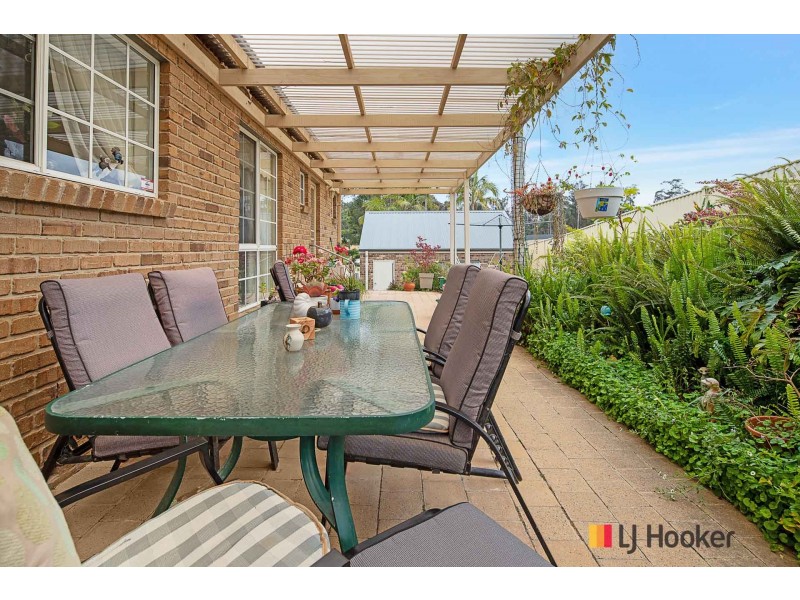 81 Eric Fenning Drive, Surf Beach NSW 2536