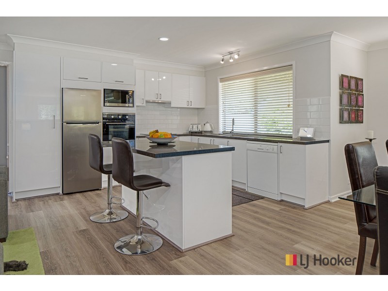 3 Banks Place, Sunshine Bay NSW 2536