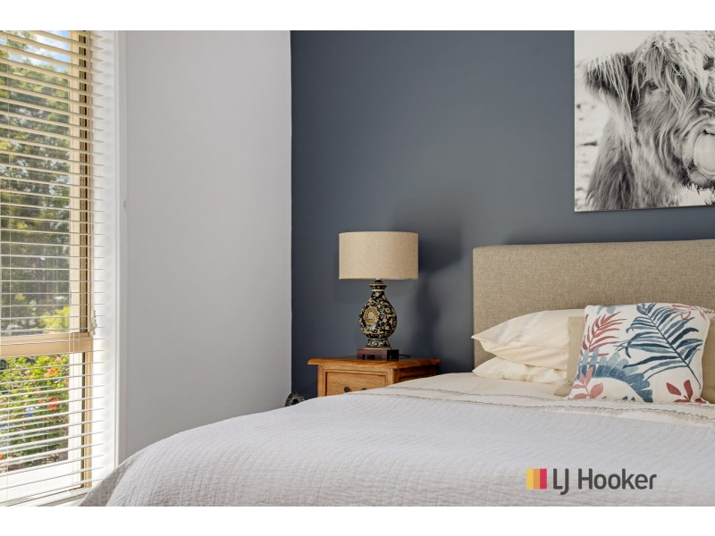 3 Banks Place, Sunshine Bay NSW 2536