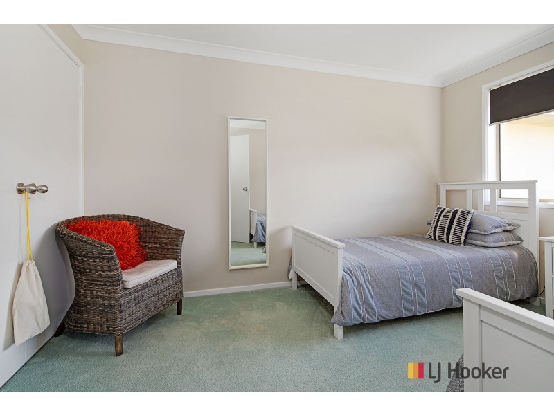 3 Banks Place, Sunshine Bay NSW 2536